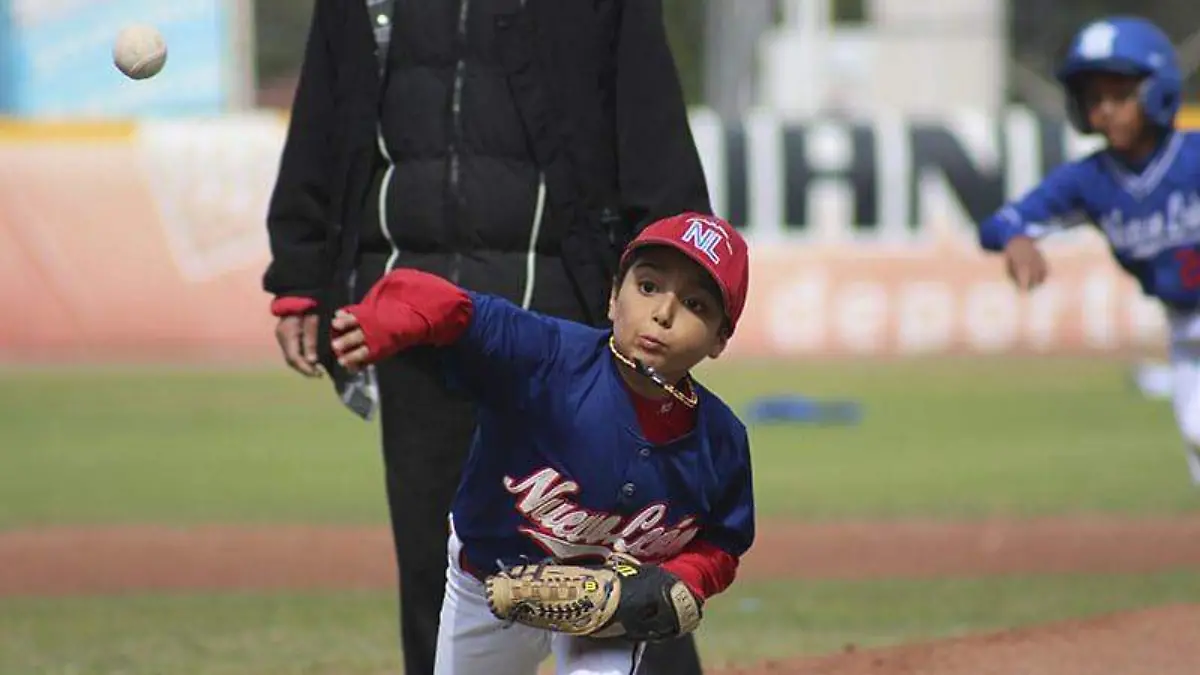 j04 Béisbol infantil 1